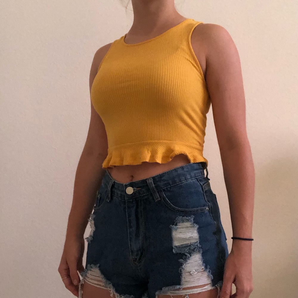 yellow ribbed tank top with ruffle bottom